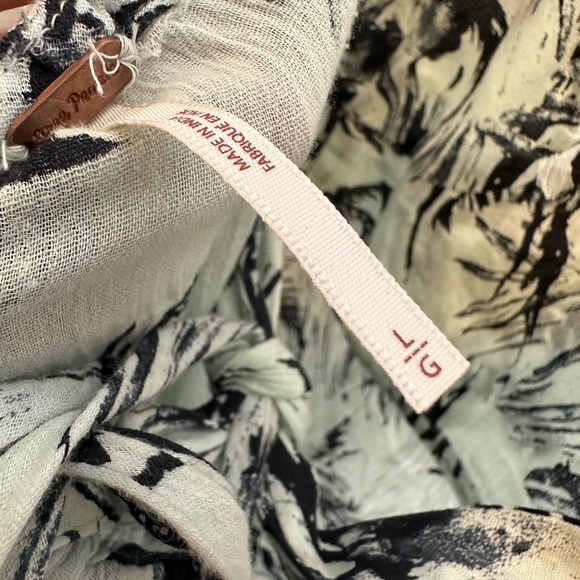 FREE PEOPLE Cut Out Lille Floral Print Maxi Dress size large - Picture 10 of 10